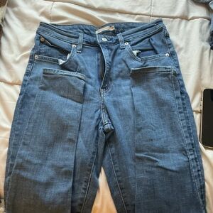 Levi's High Rise Blue Women's Jeans